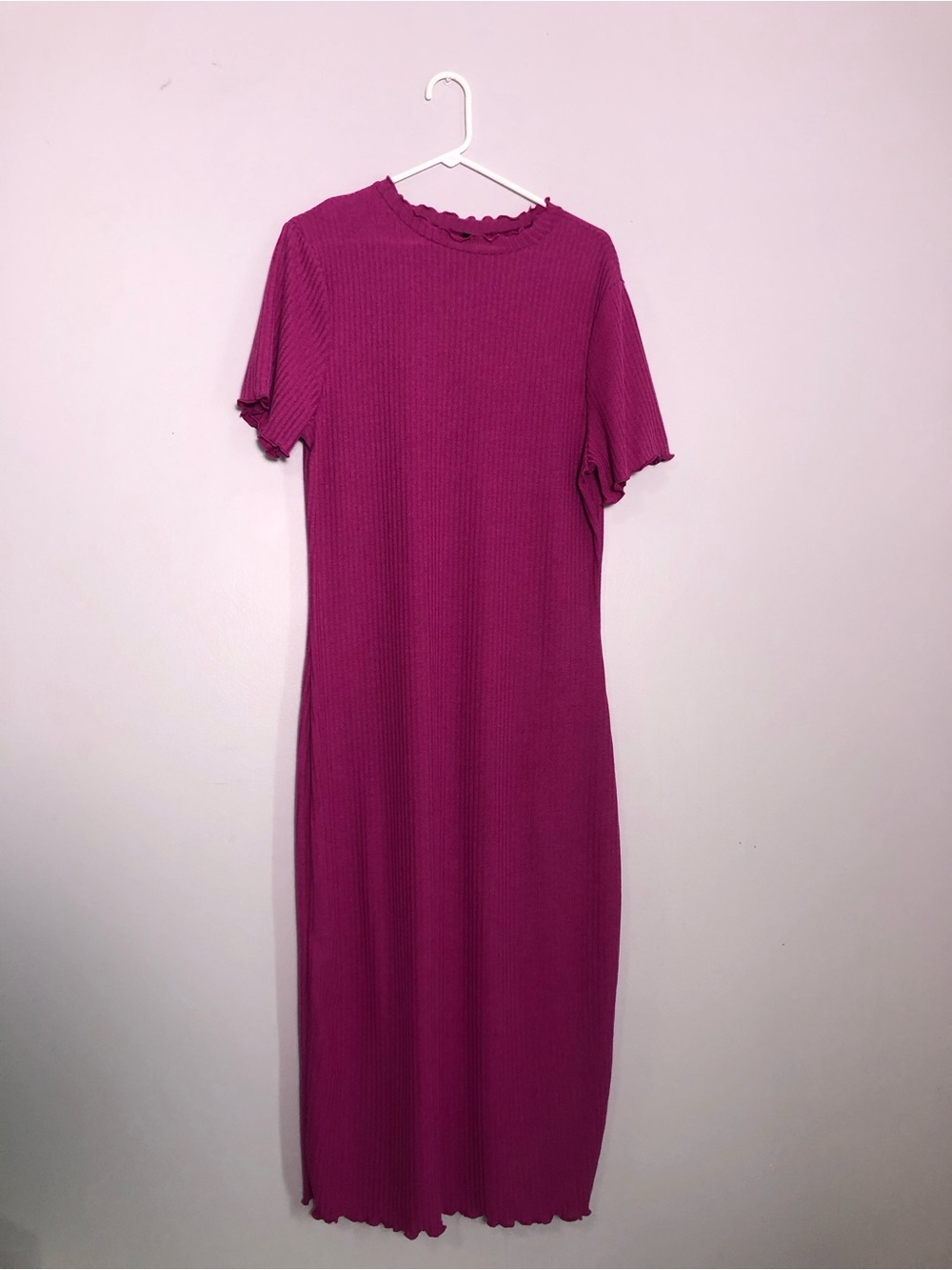 SHEIN Magenta Ribbed Short Sleeve Midi Dress